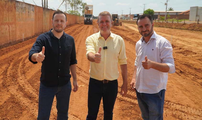 Emenda parlamentar do deputado Luizinho Goebel garante asfalto em via urbana de Vilhena