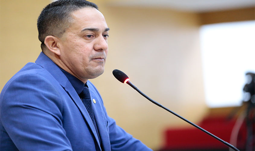 Sargento Eyder Brasil assina Pacto Contra Corrupção e Caixa 2 nas eleições de 15 de novembro