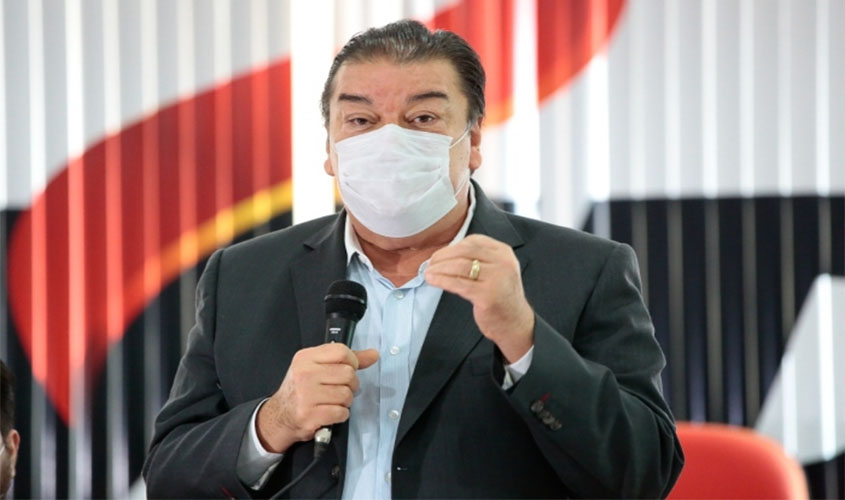 Pimentel aponta 15 metas de seu plano de trabalho