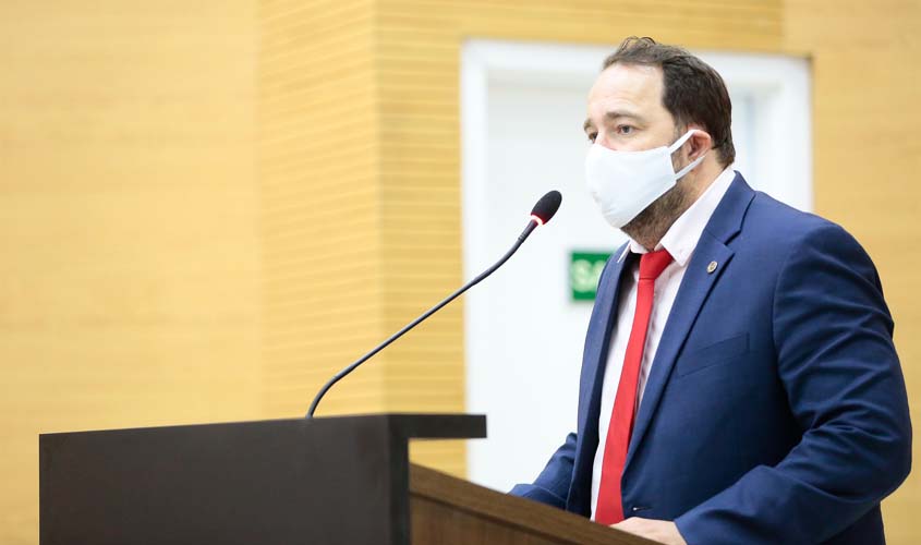 Deputado Alex Redano relata ações parlamentares durante período da pandemia