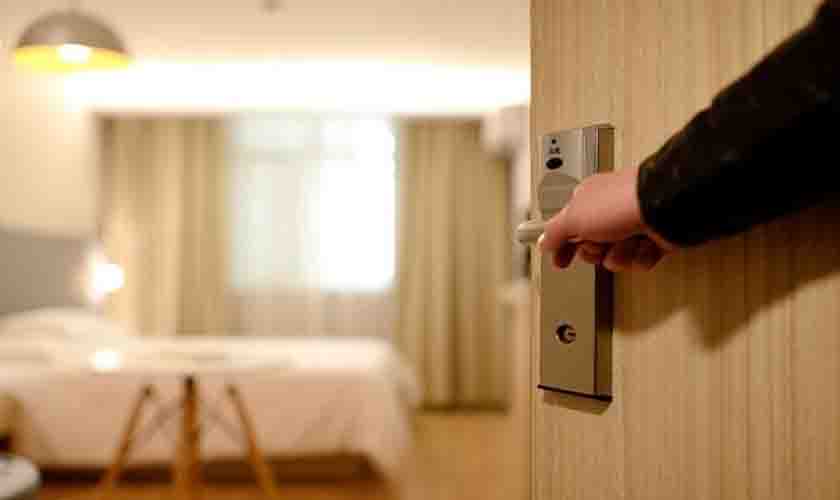 Uma ex-sargento é condenada por desviar mais de R$ 70 mil de hotel de trânsito da Aeronáutica