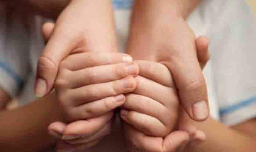 Dupla maternidade por inseminação caseira é reconhecida pela justiça