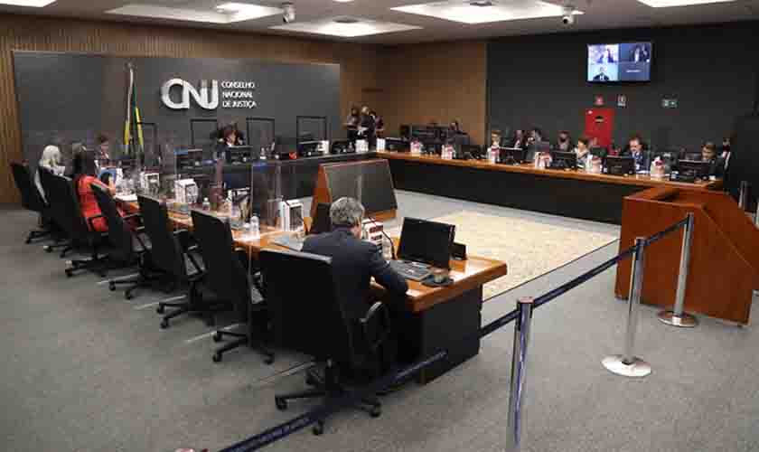 Plenário abre PAD contra magistrado por suposta negligência em centenas de conciliações