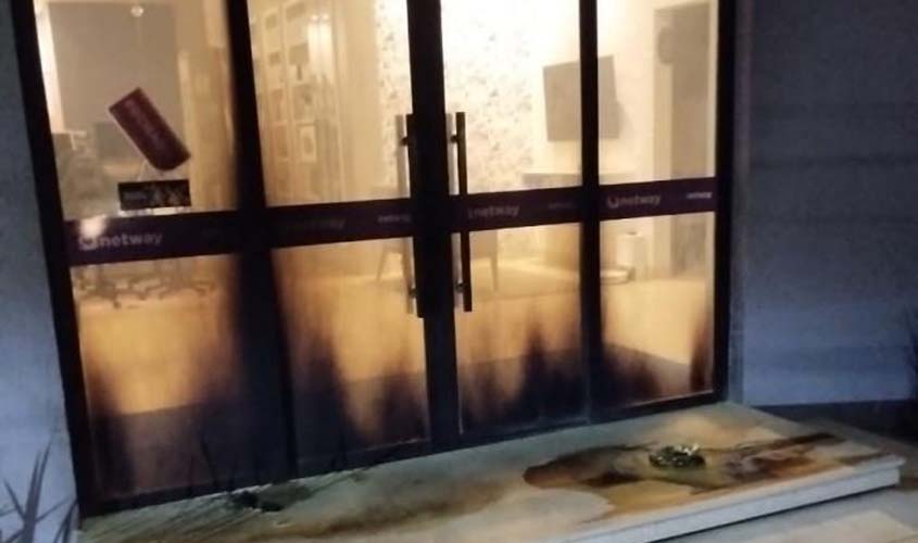 PM prende dois após ataque com coquetel molotov em Pimenta Bueno