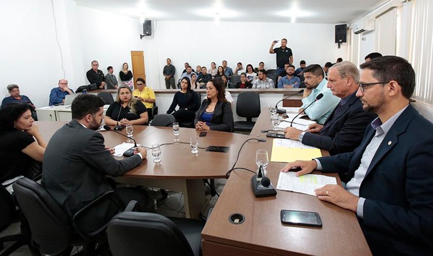 Comissão aprova Projeto de Lei que libera porte de arma a socioeducadores