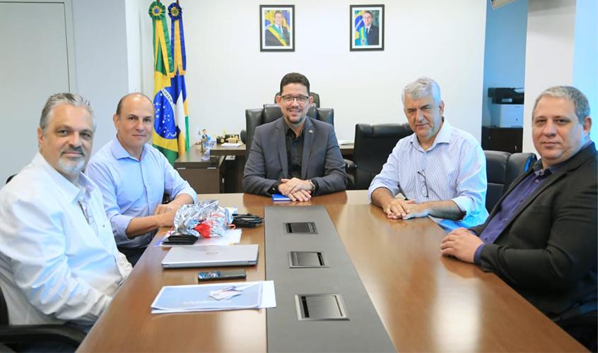 Governador conhece investimentos em tecnologia e inovação do Grupo Rovema e UzziPay