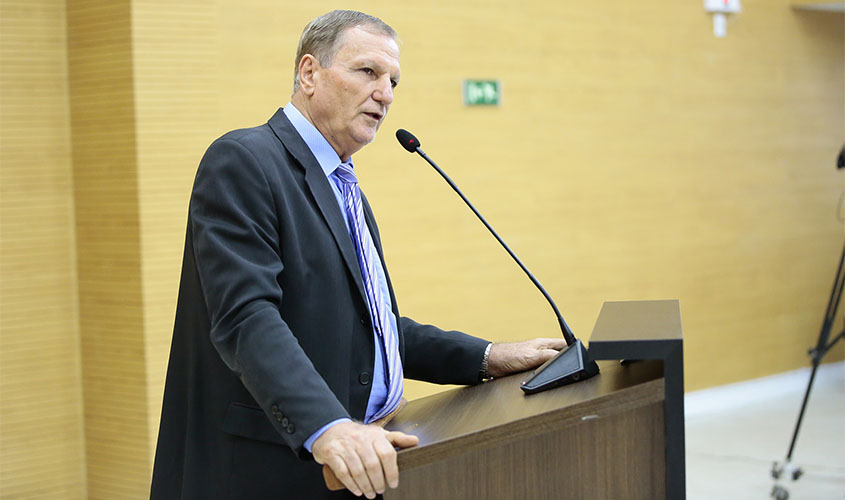 Deputado cobra respeito da Energisa com os consumidores