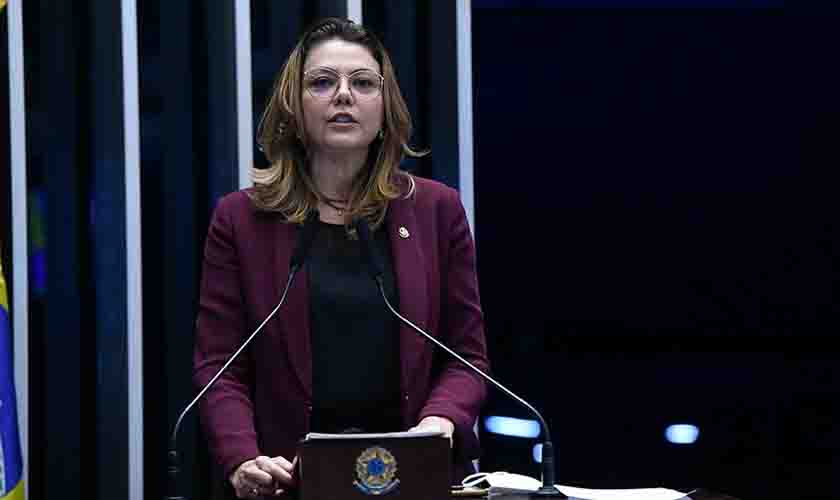 Leila Barros reitera importância da Lei do Stalking