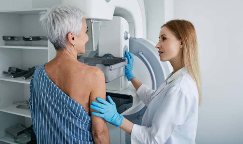 Exames falhos elevam risco de câncer de mama