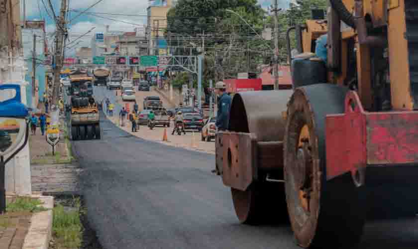 Prefeitura inicia recapeamento da avenida Sete de Setembro
