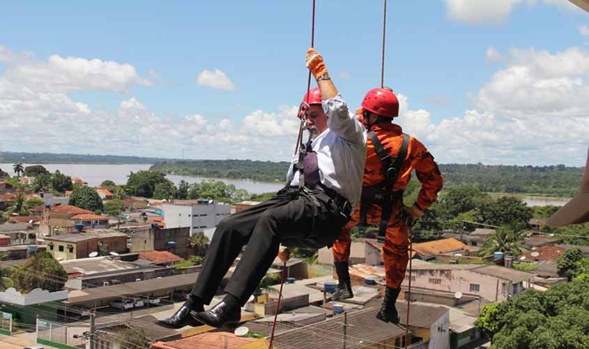 Brigadistas do TJRO testam simulação de segurança  com a participação do presidente