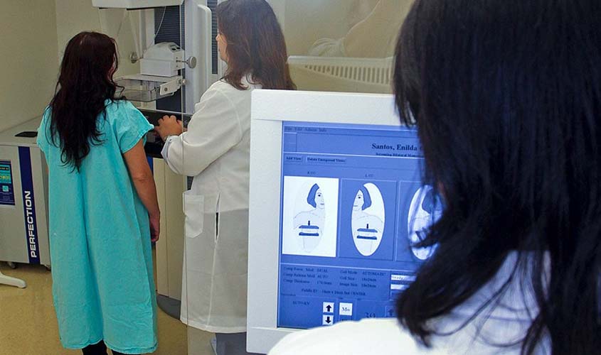 Projeto assegura teste genético para mulher com alto risco de câncer