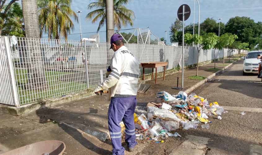 Prefeitura recolhe dez caçambas de lixo após a folia do carnaval