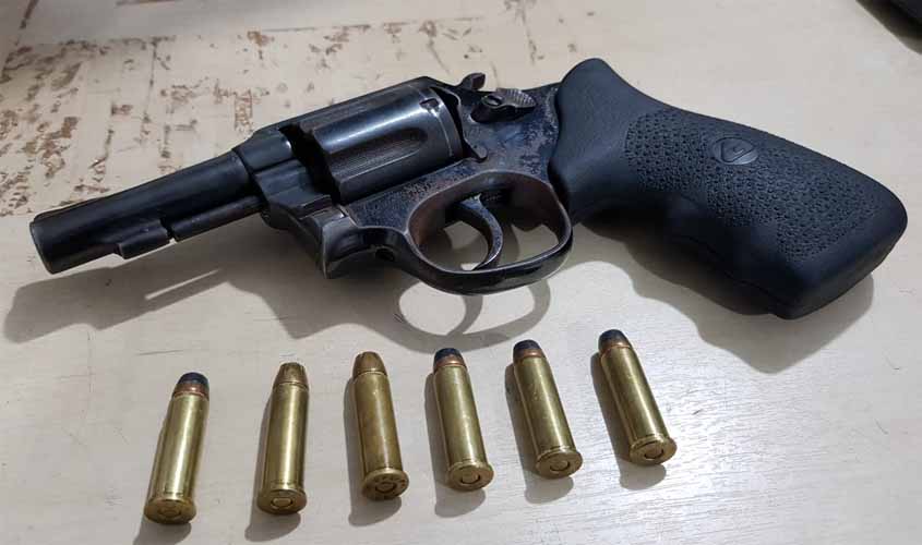 Polícia prende homem armado no residencial Orgulho do Madeira