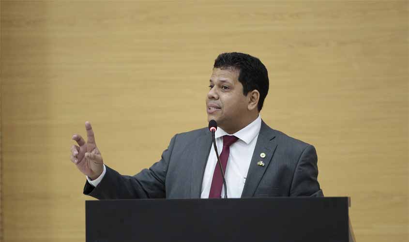 Jair Montes indica implantação de residência regional do DER em Nova Mamoré