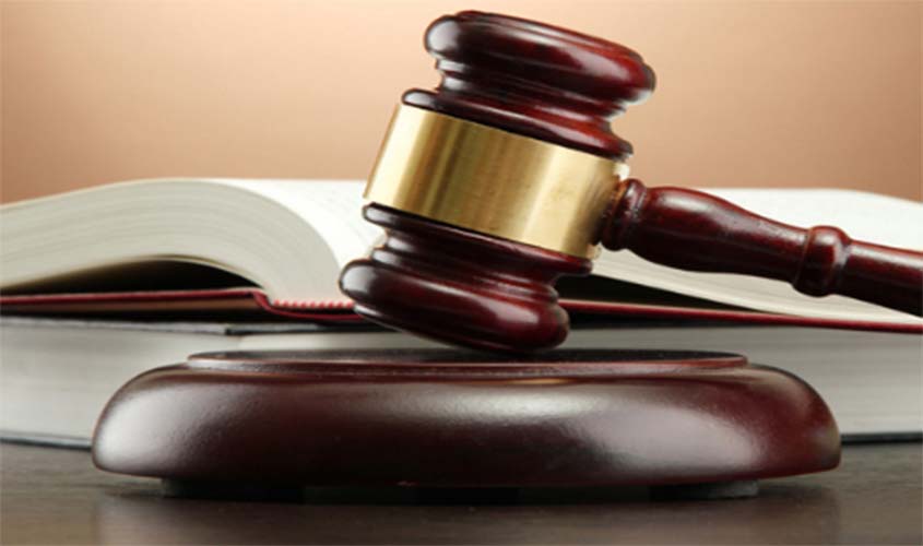 Justiça revoga “censura” imposta a advogado e a ex-diretor de sindicato de se manifestarem publicamente sobre processo