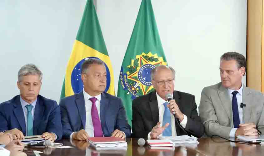 Governo zera tarifa de importação de 9 alimentos para reduzir preços