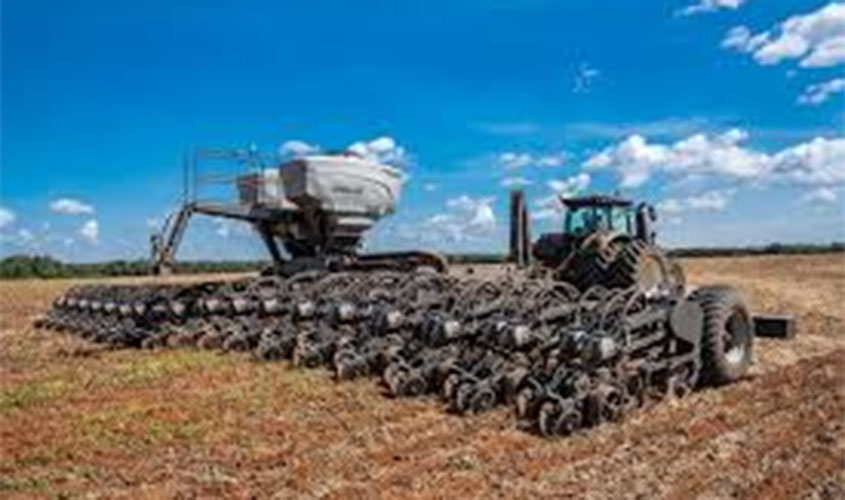 Brasil registra em março crescimento de 46% nas vendas máquinas agrícolas e rodoviárias