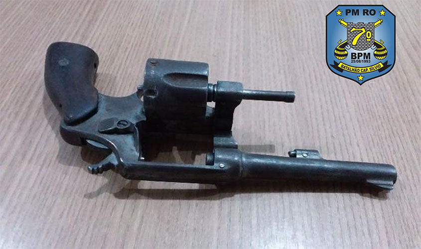 Arma de fogo é apreendida após troca de tiros entre PM e foragidos do presídio 