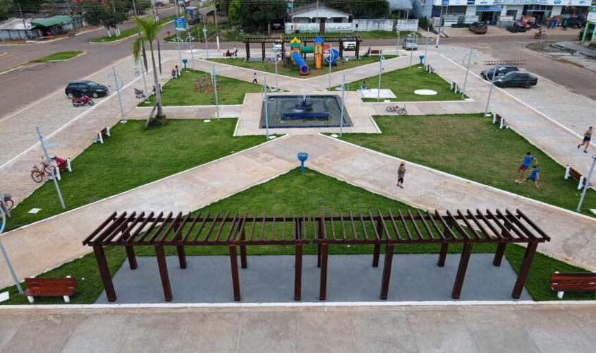 Praça da Bíblia é revitalizada em São Miguel do Guaporé 