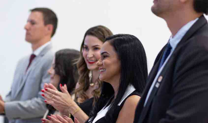 Impulsionar, defender e cuidar da advocacia rondoniense são princípios de destaque em posses nas Subseções da OAB RO