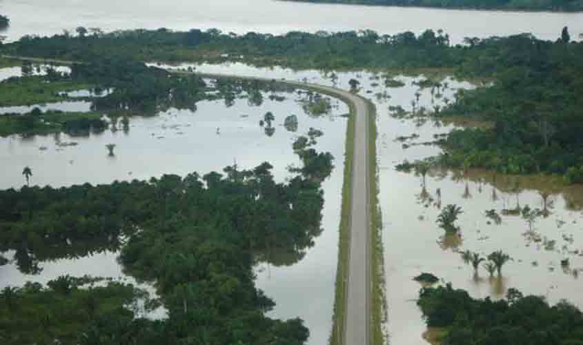 Nível do Rio Madeira se aproxima da cota de inundação após intensas chuvas em março