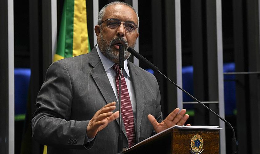 Paim condena troca de votos para reforma da Previdência por cargos em ministérios