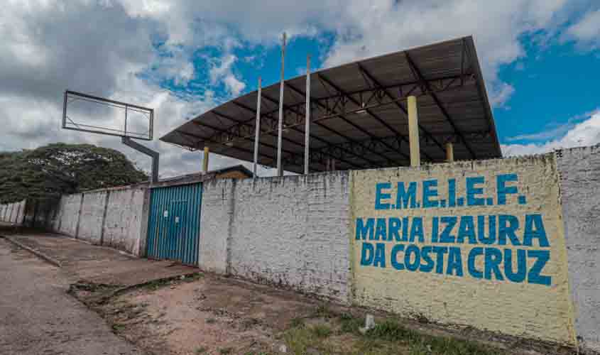 Prefeitura conclui regularização da Escola Municipal Maria Izaura