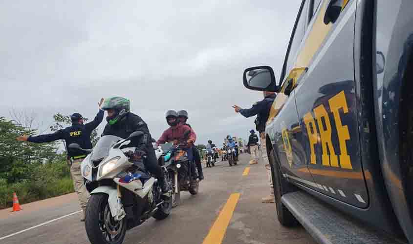 Em Porto Velho/RO, PRF garante segurança viária na inauguração da Ponte do Abunã