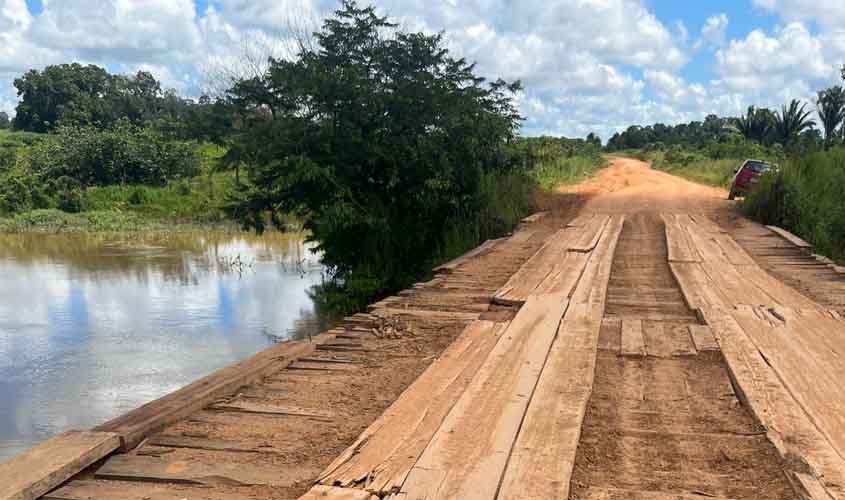 Presidente da Assembleia, Alex Redano, cobra recuperação urgente da ponte sobre o rio Tabapuã