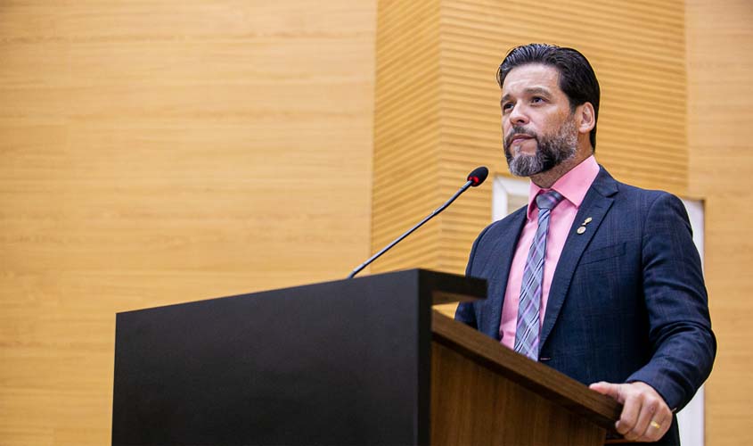 Delegado Camargo cobra Programa Escola Segura em Alta Floresta D’Oeste