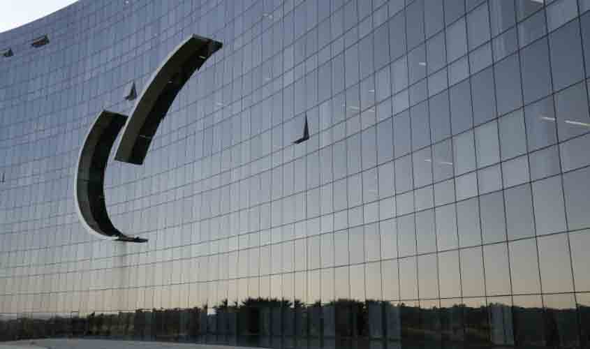 Bancário obtém adicional de periculosidade por trabalhar em prédio com combustível no subsolo