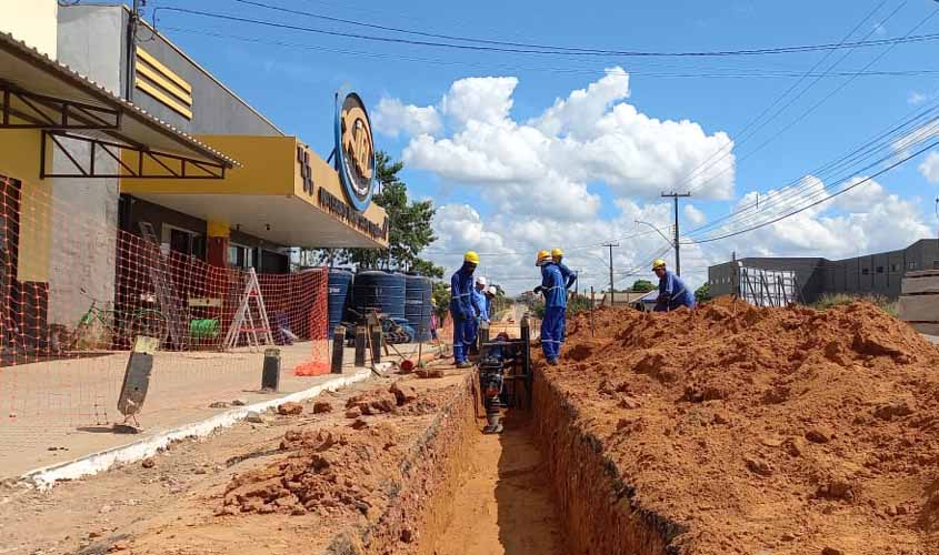 Obra do PAC de instalação do Sistema de Esgotamento Sanitário é realizada em seis frentes de trabalho