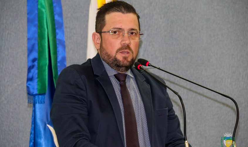 Semast responde requerimento do presidente Pichek, cobrando a lista das famílias contempladas com o auxílio emergencial