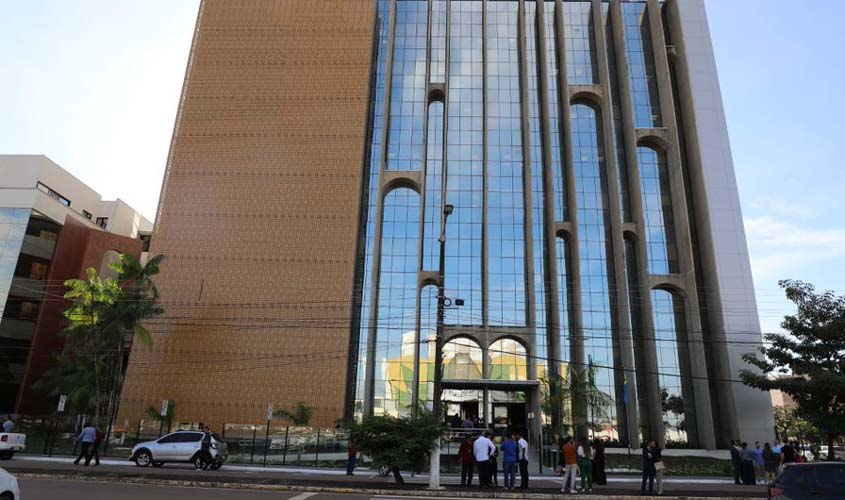 Reunião no TCE-RO debate superlotação em Centro de Ressocialização