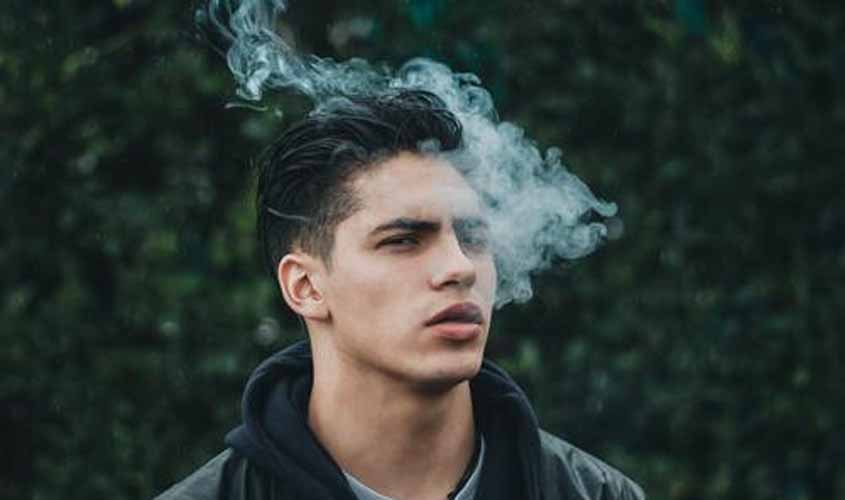 Anvisa recomenda que proibição da venda, importação e propaganda de cigarros eletrônicos seja mantida no país