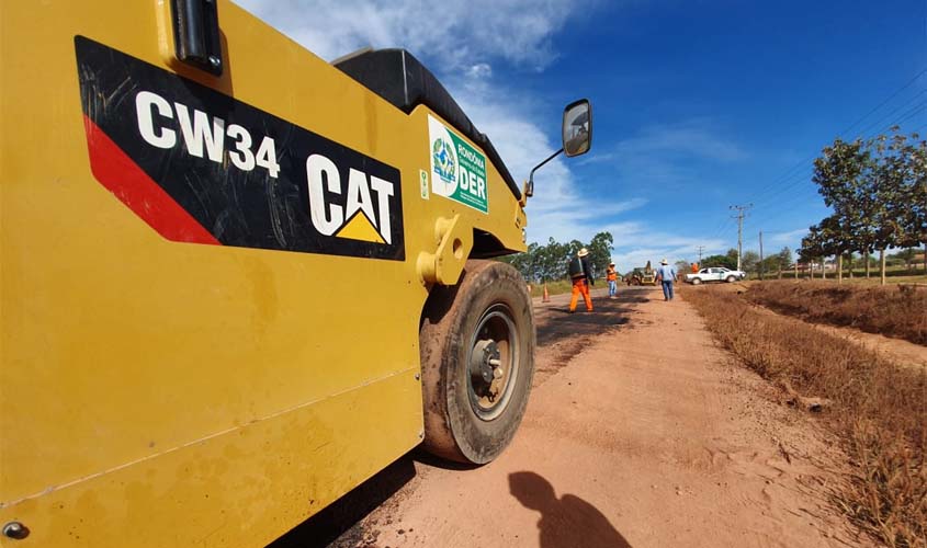 Mais de 400 quilômetros de vias na região de Rolim de Moura passaram por manutenção, segundo DER