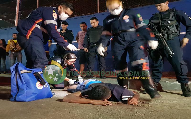 Homem  é baleado por desconhecido após roubar celular de uma mulher