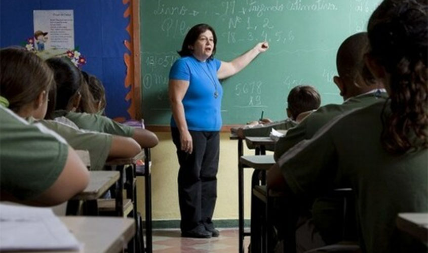 Aprovado PL que prevê pagamento de pessoal com salário-educação durante pandemia