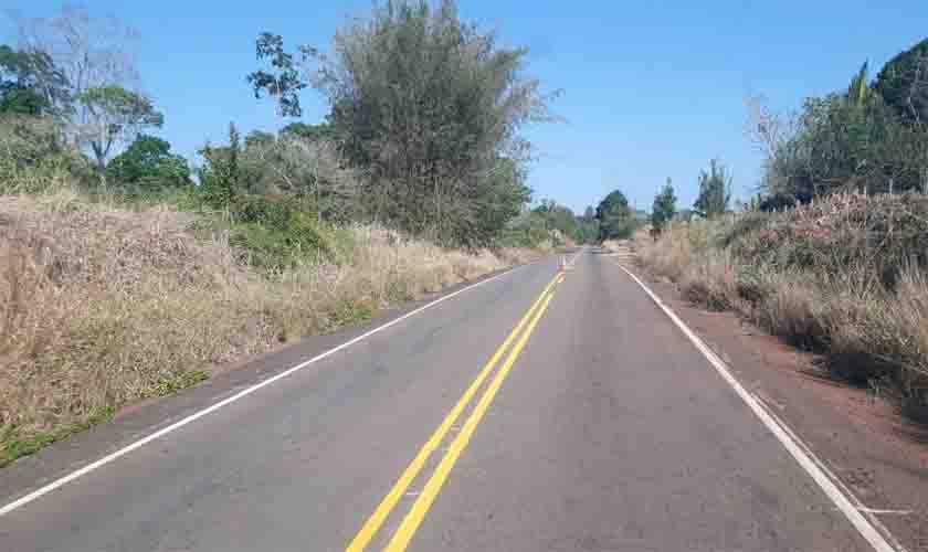 DER conclui tapa-buracos e inicia sinalização horizontal na RO-383, entre Cacoal e o distrito de Nova Estrela