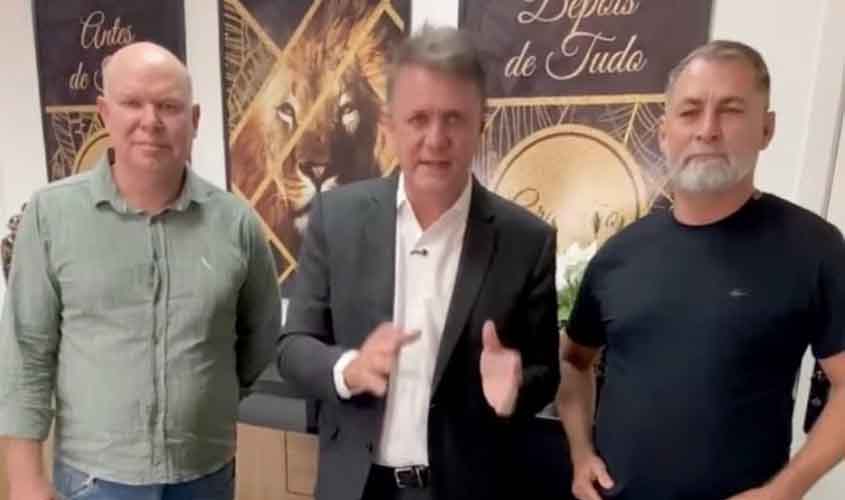 Deputado Luizinho Goebel recebe em seu gabinete vereador e secretário de Ministro Andreazza