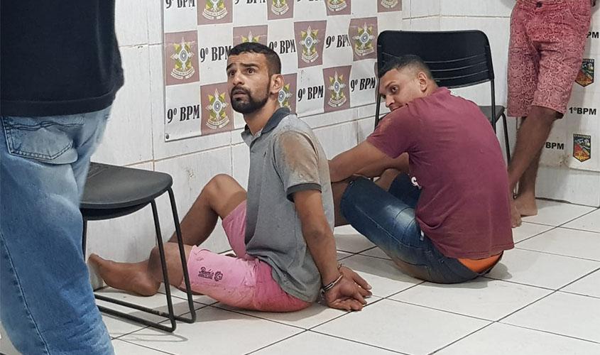 Após troca de tiros na zona rural, Força Tática prende dupla é recupera dois carros roubados