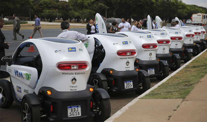 Servidores Distrito Federal usarão carros elétricos compartilhados