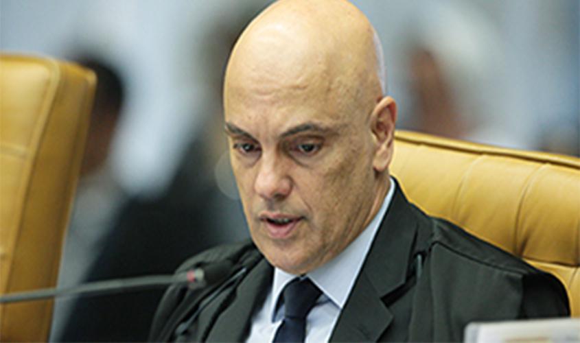 Ministro notifica presidente Jair Bolsonaro a explicar fala sobre participação de ONGs em queimadas