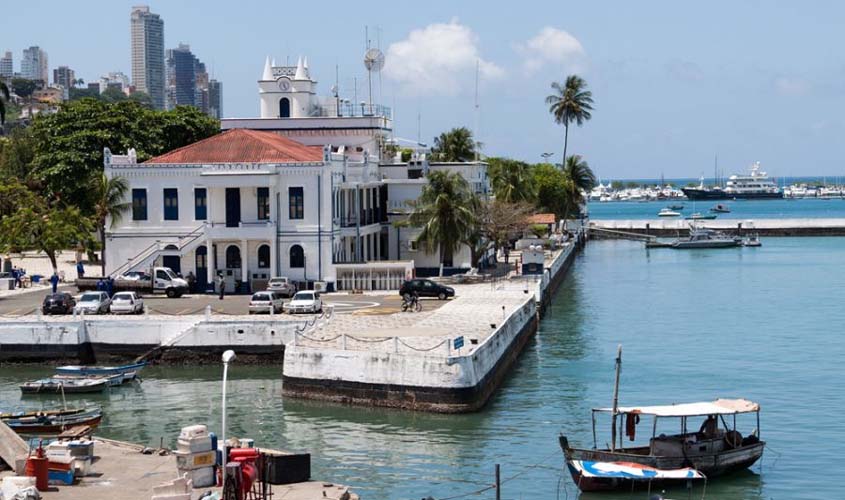 STM concede habeas corpus a civil acusado de furto na Marinha