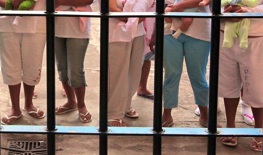 População carcerária feminina no Brasil é uma das maiores do mundo