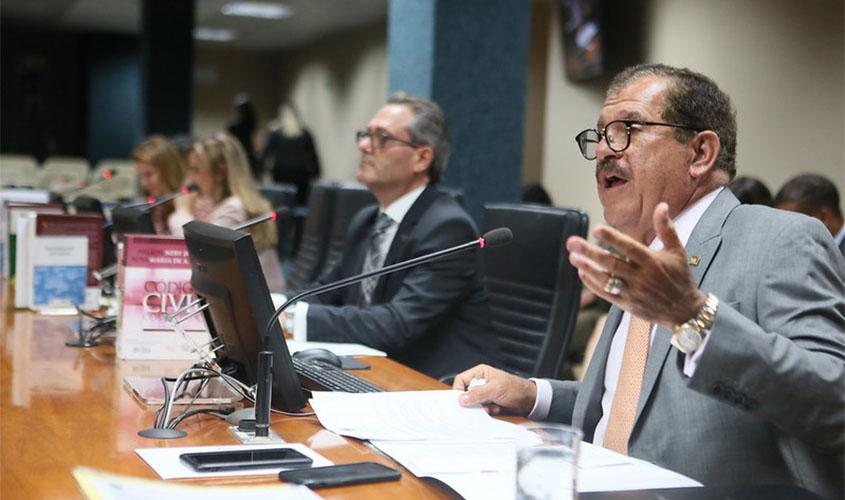 Instaurado processo para verificar conduta de juiz do trabalho