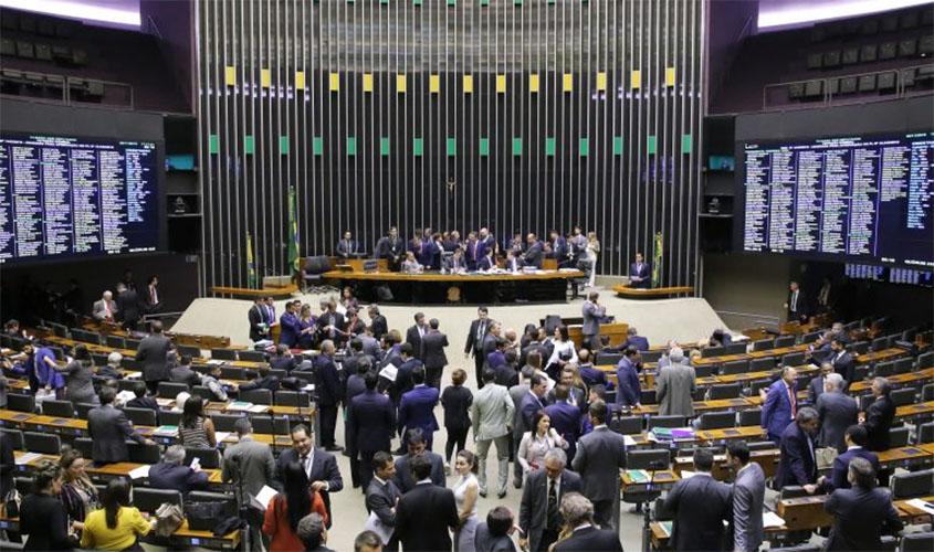 Câmara rejeita recurso e decide enviar ao Senado projeto sobre aposentadoria de militares