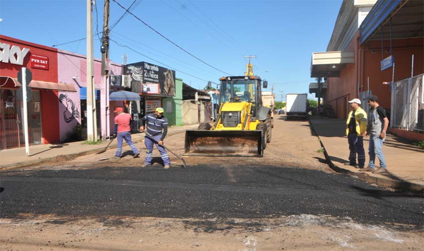 Pavimentação, recapeamento e tapa buracos são intensificados