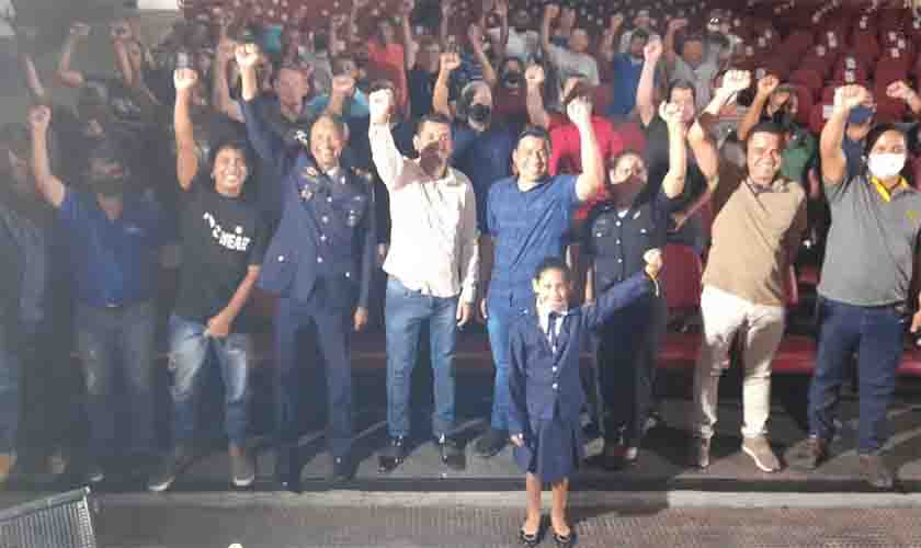 Em encontro com vigilantes, Kapiche apresenta conquistas para servidores através de indicação de seu mandato